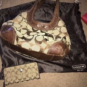 Coach purse and wallet